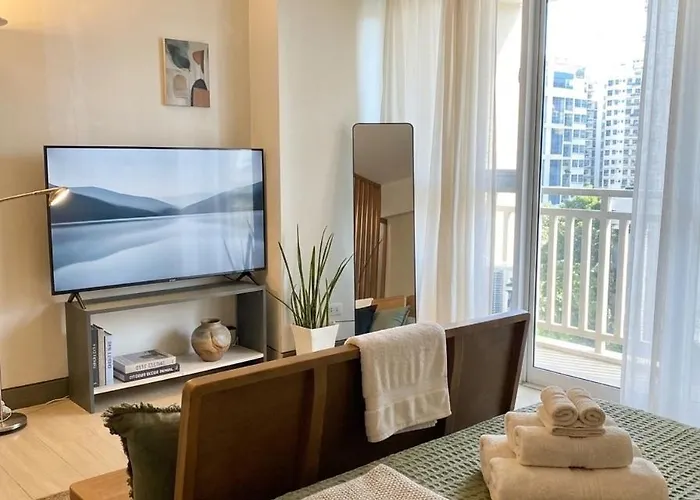 Apartment Cozy Near Bgc & Naia Manila