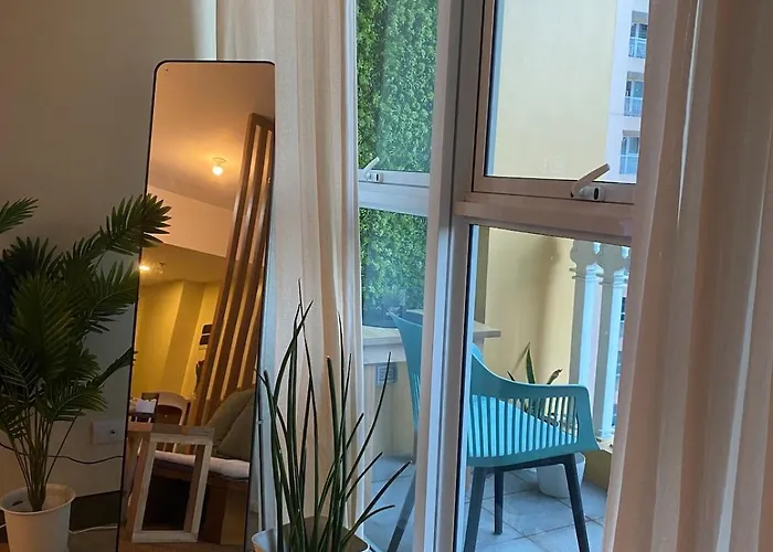 Cozy Near Bgc & Naia * Manila