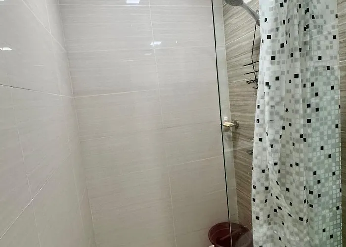 Cozy Near Bgc & Naia Apartment