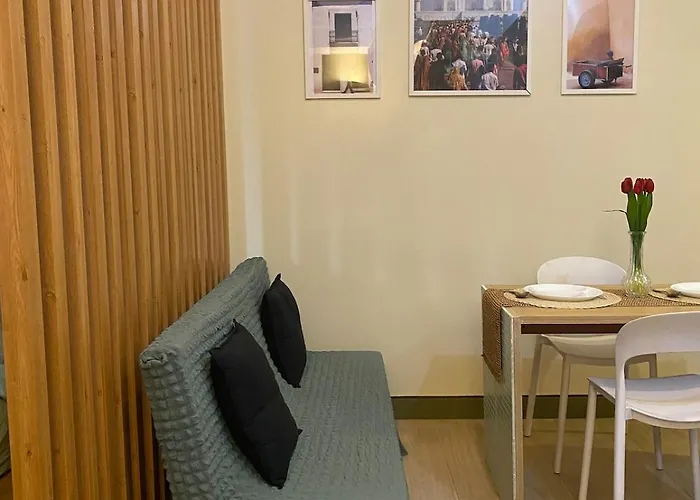 Cozy Near Bgc & Naia Apartment Manila