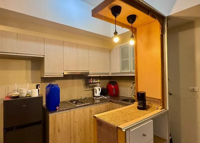 Cozy Near Bgc & Naia Apartment