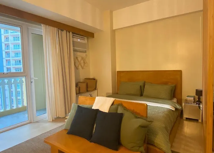 Cozy Near Bgc & Naia Apartment *